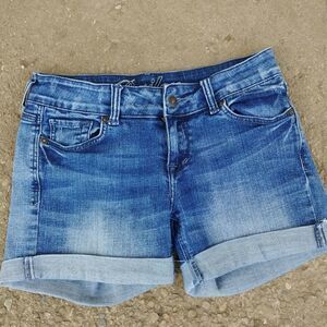 2/$20 dELiA*s Bailey Cutoff Cuffed Jean Shorts